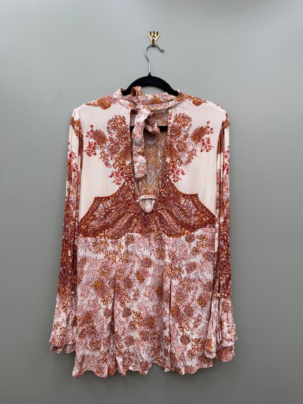 Free People Boho Paisley Tie Neck Peplum Blouse Top Medium